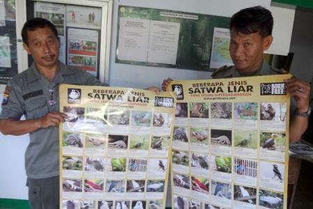 Poster dan Boklet Identfikasi Satwa yang Diperdagangkan untuk Petugas Penegak Hukum