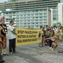 Together with Dayak tribe communities, ProFauna campaigns against deforestation in Kapuas committed by a logging company
